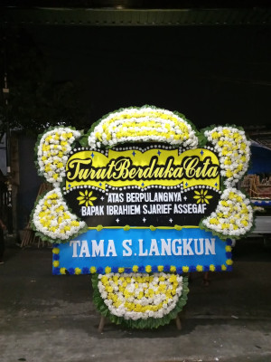 Papan Bunga Duka di Srengsem